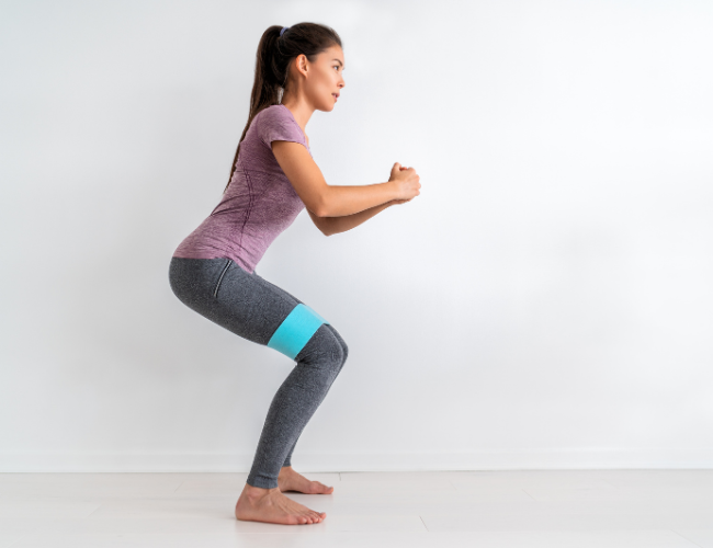 Wake Up Sleepy Glutes With These 10 Bodyweight Butt Exercises 1355